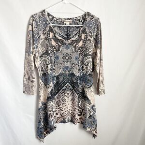 World Unity Paisley Asymmetric 3/4 Sleevr Top M